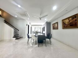 Hillcrest Park (D11), Terrace #625971311